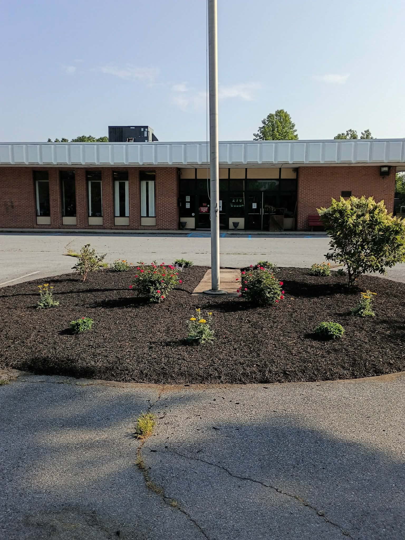 The Grove Center garden bed after the Berk-Mar Garden Club refresh
